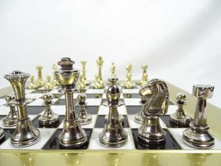 Ekskluzywne szachy mosięzne Staunton 28x28cm