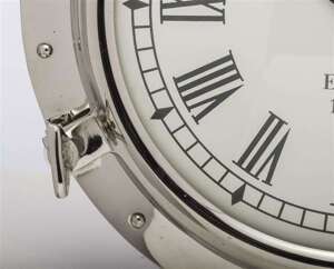 Zegar W Bulaju Srebrny 40x40x8 cm